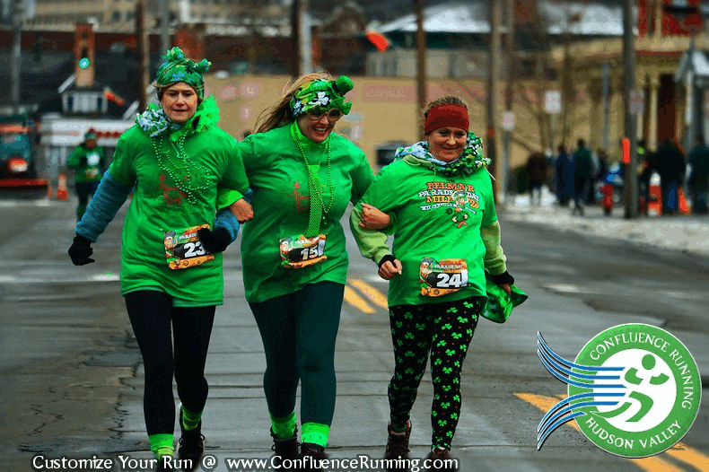 Parade Day Mile Walkers Cheering Finish Line Runners