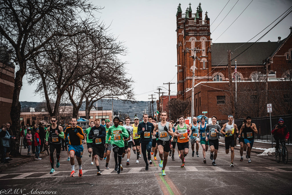 Parade Day Mile 2022 Elite Miler Runners Starting Line