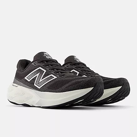 Women's New Balance 880v15. Black upper. White midsole. Lateral view.