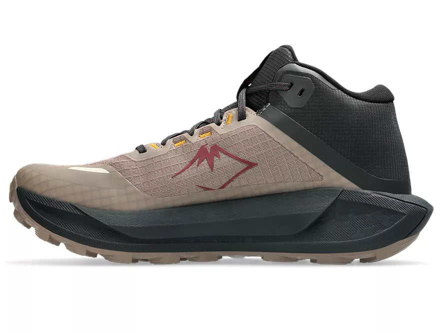 Men's Asics Gel-Trabuco MT GTX. Taupe upper. Black midsole. Medial view.