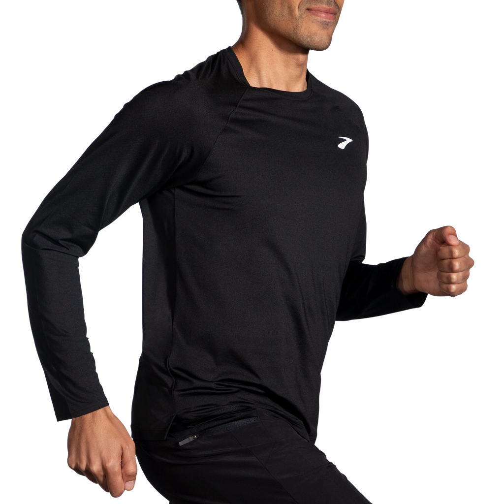 Men's Brooks Atmosphere Long Sleeve 2.0. Black. Lateral view.