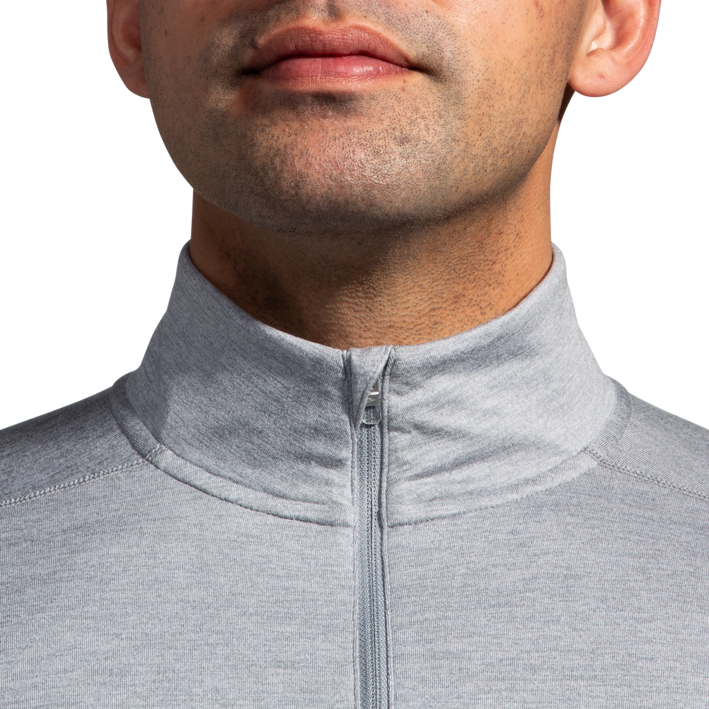 Men's Brooks Dash 1/2 Zip 2.0. Grey. Front closeup.