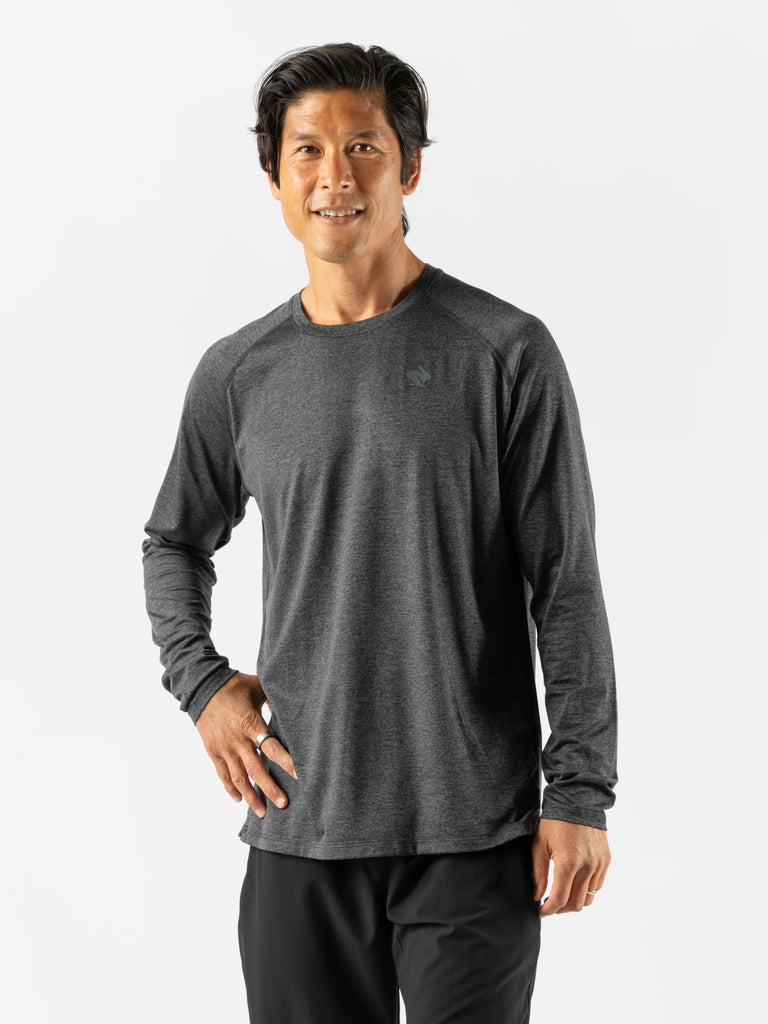 Men's rabbit EZ Long Sleeve. Black Charcoal. Front view.