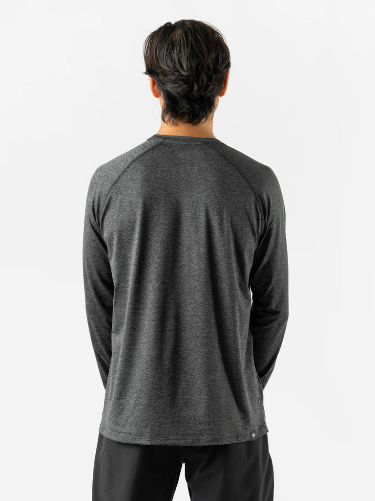 Men's rabbit EZ Long Sleeve. Black Charcoal. Rear view.