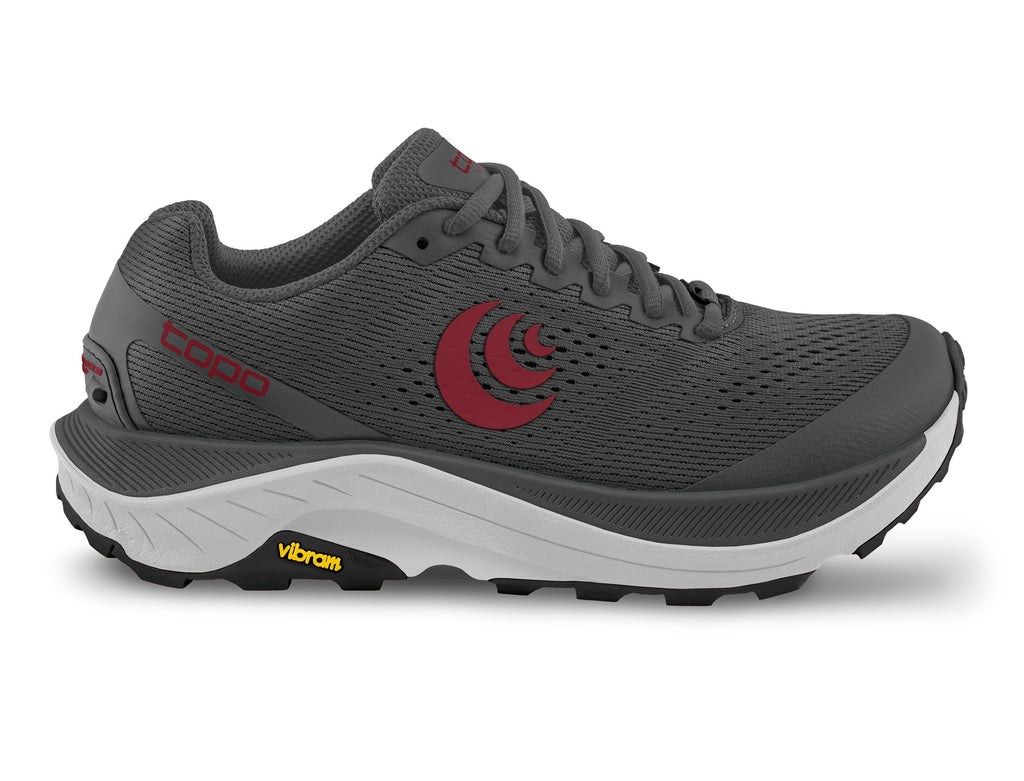 Men's Topo Ultraventure 3. Grey upper. Grey midsole. Lateral view.