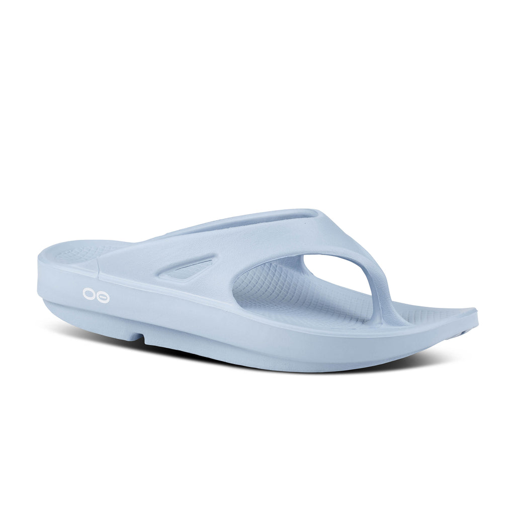Oofos Ooriginal Thong. Unisex. Light Blue. Lateral view.