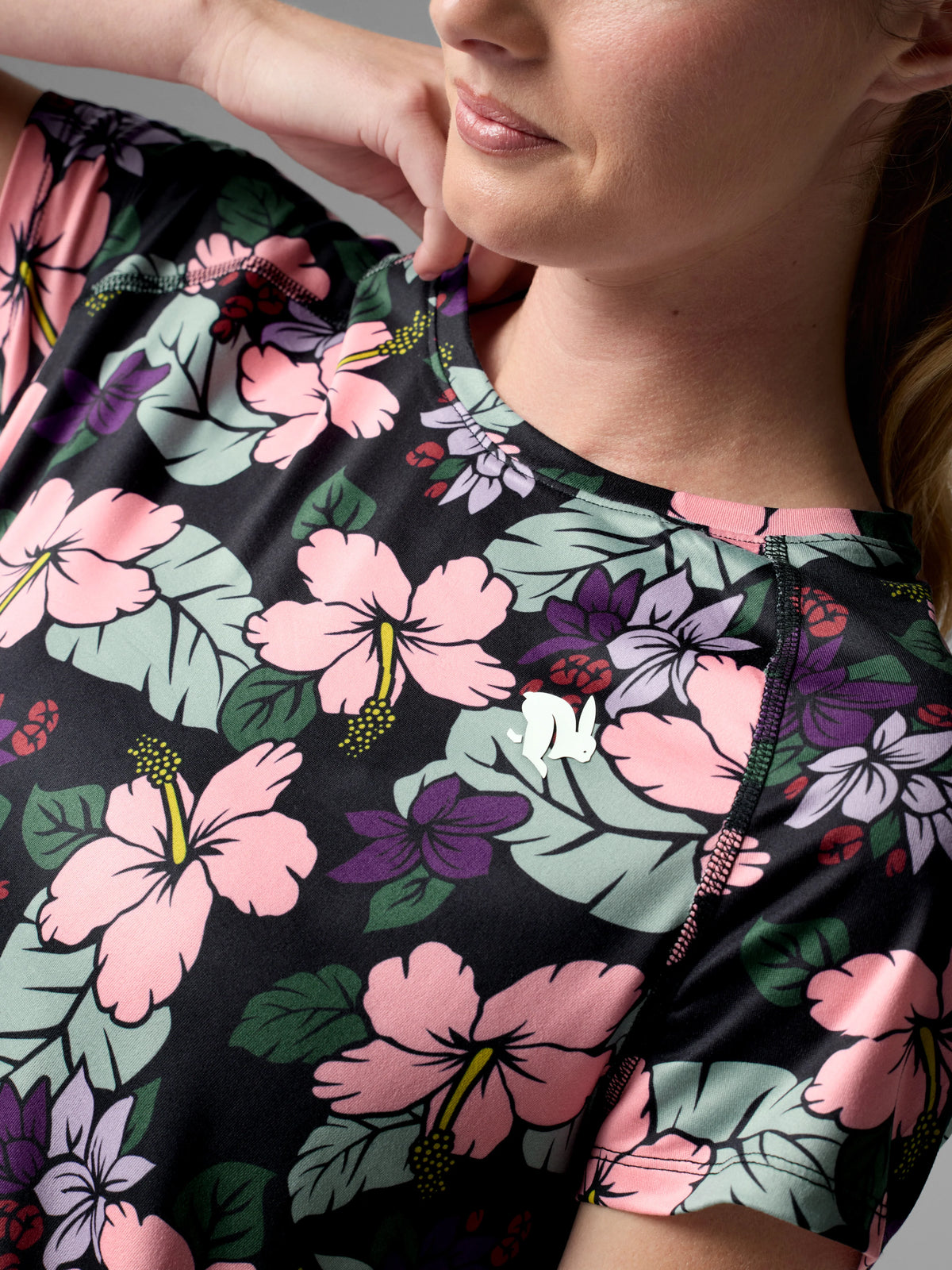 rabbit EZ TEE. Floral.