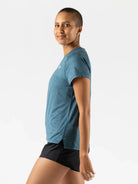 Women's rabbit EZ Tee Short Sleeve in Deep Dive