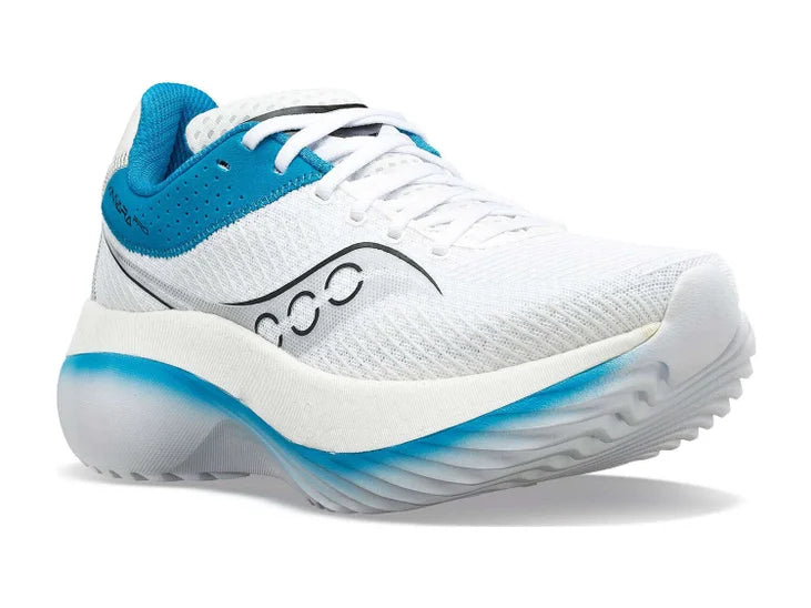 Women's Saucony Kinvara Pro. White upper. White/Blue midsole. Lateral view.