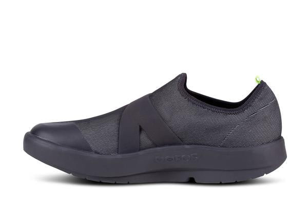 Oofos OOmg Low. Black. Medial view.