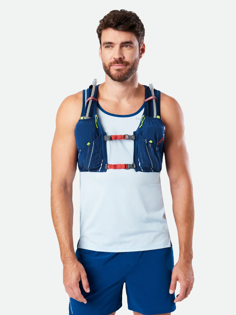 Unisex Nathan Pinnacle 4L Hydration Vest. Blue.
