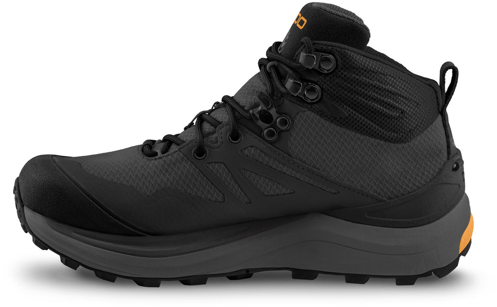 Men's Topo Athletic Trailventure 2 WP. Black upper. Grey midsole. Medial view.